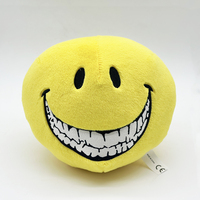 Boneka Bola Bulu Lembut Bulat Kuning Wajah Tersenyum Jahat Isi Kapas PP Boneka Bulu Bulat Lembut Custom Logo Batch Kedua
