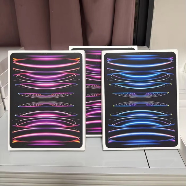 99 New Used 100% Original Tablets 2022 12.9 Inch Wifi 5G Unlocked Second Hand for iPad Pro 12.9 (2022) 6th M2 Like New Tablet