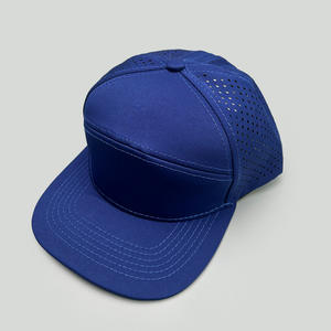 Gorra Snapback Deportiva de Hip Hop Personalizada con 6 Paneles, Perforaciones Láser, Visera Plana, Resistente al Agua, con Logotipo Personalizado - Product Image 5