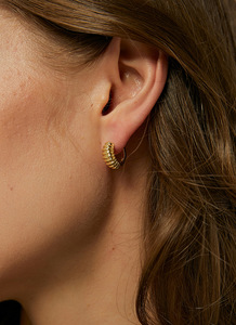 Modernos Pendientes de Aro Pequeños de Latón con Diseño de Croissant, Chapado en Oro y Rodio, Joyería Geométrica de Moda, Huggies, Regalos Elegantes - Product Image 5