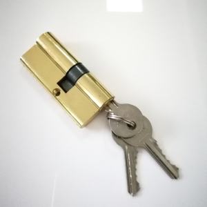 Serrature per Porte Personalizzabili a Basso Prezzo e di Buona Qualità, Chiavi per Armadietti e Cassette di Sicurezza - Product Image 1