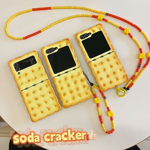 Funda para Samsung Galaxy Z Flip 6, la más reciente funda plegable para teléfono, a prueba de golpes, con diseño de galleta de <span class=keywords><strong>soda</strong></span>, con cordón cruzado, funda protectora para teléfono. - Product Image 1