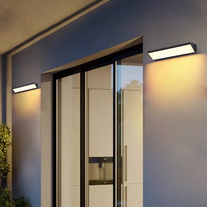 Lampe murale solaire extérieure étanche en acier inoxydable, longue bande lumineuse pour jardin, patio, portail - Product Image 4