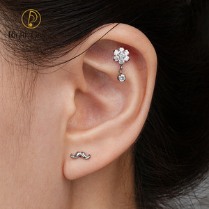 Droite Grand ASTM F136 Titanium 16G Moustache <span class=keywords><strong>Barbe</strong></span> Méduse Monroe Labret Lèvre Piercing Cartilage Conch Tragus Helix Stud Earring - Product Image 2