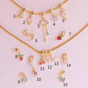 Collar con Colgante de Flor de Cristal de Moda, con Retención de Color de 18K, Popular en Europa y Estados Unidos, Chapado en Cobre para DIY - Product Image 6