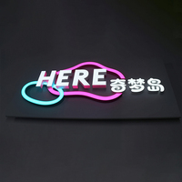 Enseigne publicitaire extérieure personnalisée en lettres LED rétroéclairées en acrylique et acier inoxydable 304 étanche pour façade de centre commercial, OEM
