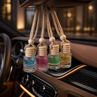 Diffuseur d'huiles essentielles pour voiture personnalisé de 8 ml, parfum d'ambiance, flacon de parfum, ornement, diffuseur d'air suspendu, pendentif