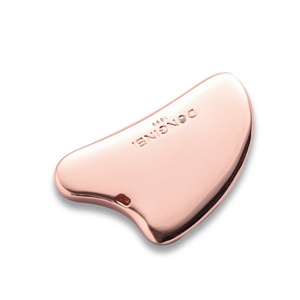 Planche de massage Gua Sha en métal rose doré et bronze avec logo en relief pour le visage et le corps - Product Image 3