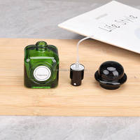 Flacon de parfum en verre cube de 30 ml, flacon carré en verre transparent avec bouchon à vis, eau de parfum, vente en gros, directement de l'usine, emballage personnalisé avec logo