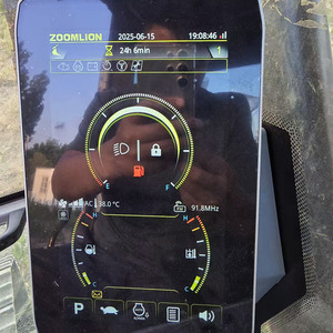 Excavadora Zoomlion ZE215 de Primera Marca, Nueva, de China - Product Image 4