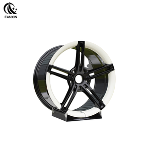 Jantes de voiture personnalisées haute performance 16-21 pouces, alliage d'aluminium forgé 6061 T6, jantes à cinq trous adaptées à la <span class=keywords><strong>Porsche</strong></span> <span class=keywords><strong>Taycan</strong></span> - Product Image 2