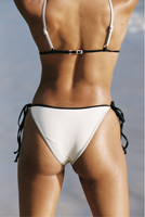 Ensemble bikini femme personnalisé en gros, color block, haut triangle col en V, bas à nouer sur les côtés, 2 pièces, Spandex/Nylon, écologique, contrastant
