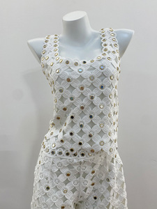 Ensemble décontracté veste et pantalon brodé de fleurs avec rivets métalliques à crochets et boucles, style industriel français, nouvelle collection 2026, sept couleurs - Product Image 4