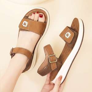 Sandalias Romanas de Plataforma con Hebilla Única, Modernas y Cómodas para Mujer, con Suela Gruesa y Adorno Metálico, Ideales para Uso Diario, Playa y Ocasiones Casuales - Product Image 3