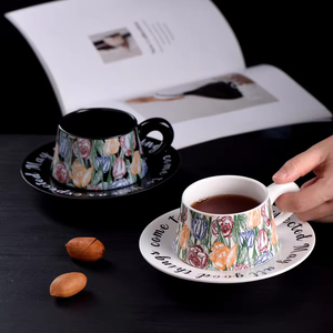 Ensemble de tasses à café en céramique rétro de luxe léger en forme de tulipe, avec logo personnalisé - Cadeaux d'affaires écologiques, compatibles lave-vaisselle - Product Image 5