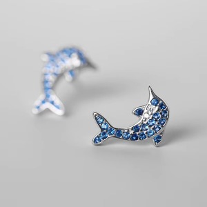 Boucles d'oreilles tendance en laiton plaqué or avec zircon et nœud papillon pour femme, bijoux élégants pour mariage, vente en gros d'usine - Product Image 4