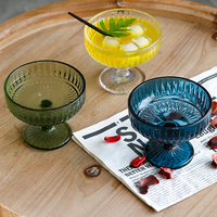 Glazen schaal met zwaardgraspatroon, 265ml, gekleurd vintage cocktailglas voor bar, martini, fruitmocktails en dranken.