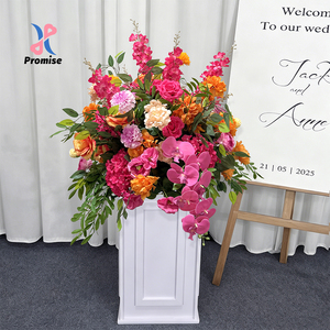 Arrangements floraux artificiels modernes en soie rose et orange scintillants et luxueux pour les décors de mariage et les événements de rentrée scolaire - Product Image 1