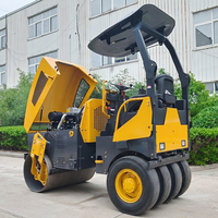Offre Spéciale : Compacteur Routier Vibratoire Hydraulique 3 et 4 Tonnes avec Moteur Kubota, Double Tambour, Roues Avant en Acier et Arrière en Caoutchouc