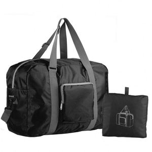 Muestras gratis de bolsas de viaje fabricadas por Source Factory incluyen bolsas de lujo para ropa y zapatillas, y bolsas impermeables para hombres. - Product Image 6