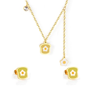 Ensemble de bijoux pour enfants en acier inoxydable plaqué or 18 carats, collier en or, type de bijoux en or, ensemble de bijoux pour enfants - Product Image 4