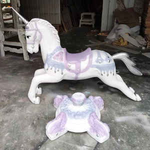 Carrousel taille réelle en fibre de verre, grande taille, joyeux go autour du cheval, statue de carrousel de parc d'attractions personnalisée - Product Image 1