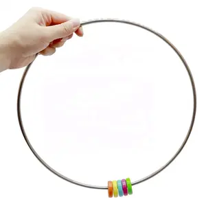 Brinquedo novo design de anéis de conversa com giroscópio