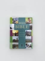 Bible Sainte à Couverture Rigide à Prix Compétitif, Impression Couleur Intégrale, Revêtement UV, Papier d'Art 200 g/m², Édition Collage, pour le Ministère