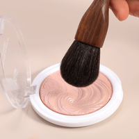 Bois massif noyer grand pinceau à poudre rétro en vrac ensemble de pinceaux de maquillage manche en bois végétalien pinceau de cosmétiques personnalisé