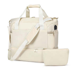 Sac de sport de voyage à grande capacité, imperméable, tendance, personnalisé, avec port de charge USB - Product Image 1