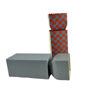 Boîtes à bonbons en papier kraft personnalisables pour les mariages et les anniversaires réutilisables avec revêtement UV et gaufrage pour le stockage d'expédition de bonbons