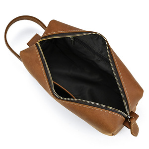 <strong>2025</strong> Crazy Horse Genuine Leather Handheld <strong>Wash</strong> <strong>Kit</strong> for Men Retro New Travel Cosmetic Storage Bag with Zipper Closure
