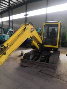 Mini Escavatore Cinese a Prezzo Conveniente, Escavatore Cingolato Piccolo Hyundai da 5.5 Tonnellate In Vendita R55-7 - Product Image 5