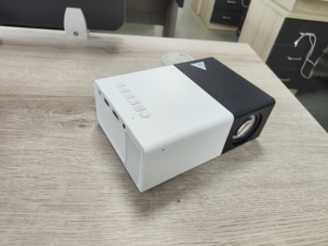 Projecteur portable mobile WIFI Cinéma maison Mini projecteur <span class=keywords><strong>Galaxy</strong></span> 4k Mini PC Projecteurs - Product Image 3