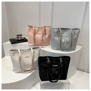 Nuova <span class=keywords><strong>Borsa</strong></span> di Alta Gamma 2025 <span class=keywords><strong>per</strong></span> Pendolari, Grande Capacità, Versatile <span class=keywords><strong>Borsa</strong></span> a Spalla <span class=keywords><strong>per</strong></span> il Tempo Libero, <span class=keywords><strong>Borsa</strong></span> Tote <span class=keywords><strong>per</strong></span> Studentesse Universitarie - Product Image 2