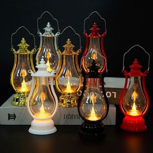 Lámpara de Aceite Portátil LED Retro Vintage al por Mayor, Linterna Colgante con Efecto de Vela Parpadeante, Regalo Promocional para Decoración Festiva - Product Image 1