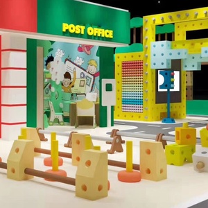 Espace de loisirs créatifs pour enfants, équipement de terrain de jeu intérieur avec rue simulée, construction artisanale et jeu de rôle pour centre commercial - Product Image 1