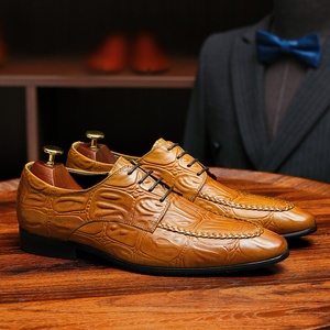 Nuevos Zapatos de Vestir Formales de Cuero Genuino Repujado para Hombre, Talla Grande, con Punta en Pico y Cierre de Correa de Piel de Vaca, Serie Otoño - Product Image 3