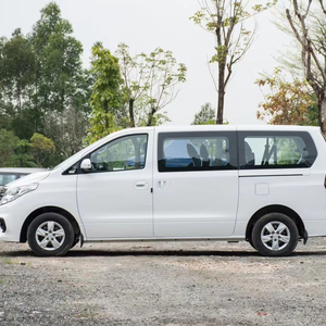 2024车型DAFC风行菱智Plus 1.5T手动舒适型九座中大型车白色轿车 - Product Image 2