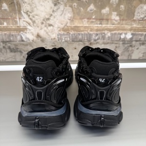 Chaussures de course de luxe pour hommes, design tendance, haute qualité, plateforme LED, dernières nouveautés, baskets lumineuses de créateur, très vendues. - Product Image 4