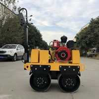Rouleau vibratoire à double tambour autoporté UCM-50C 520 kg 25 kN avec moteur, pompe et alternateur pour asphalte, sol et travaux de construction