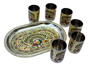 Plateau en acier décoré de paons Meenakari avec un ensemble de 6 verres – Pièce décorative de collection, idéale comme cadeau de retour, verre Meenakari avec plateau - Product Image 2