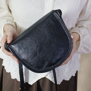 Sac à bandoulière en cuir de vachette noir souple, style Mori, en forme de coquille, petit sac carré pour femme, idéal pour les tenues quotidiennes, collection automne 2024 - Product Image 4