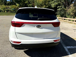 Precio bajo, Kia Sportage LX 2019 usado en venta - Product Image 6