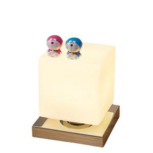 Lampe de table carrée moderne et minimaliste en verre et bois massif avec motif lapin pour chambre et bureau - Product Image 5