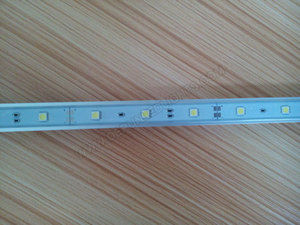 ซัพพลายเออร์จีน ไฟ LED แบบแท่งแข็ง 5630 12v 5630 SMD แถบไฟ LED แบบแข็ง/ยืดหยุ่น สำหรับเคาน์เตอร์บาร์ - Product Image 6