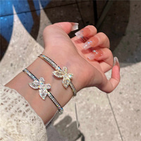 Bracelet élégant en plaqué or véritable avec zircon scintillant en forme de papillon, accessoire polyvalent, bijoux anti-ternissement, vente en gros