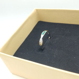 2 Design di Gioielli <span class=keywords><strong>Anime</strong></span> Giapponesi, <span class=keywords><strong>Anelli</strong></span> di Eren Jaeger e Mikasa Ackerman, Set di Gioielli, <span class=keywords><strong>Anelli</strong></span> per Coppie - Product Image 3