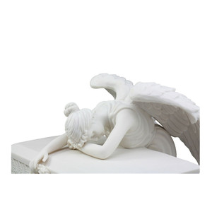 Urna Funeraria in Resina Effetto Marmo Bianco con Angelo Piangente, Scultura Statua per Cremazione da Giardino - Product Image 6