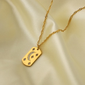Accesorios Mujer Joyería permanente 18K Chapado <span class=keywords><strong>en</strong></span> oro Acero inoxidable Divergente Luz solar Luna Estrella Grabado Colgante Collar - Product Image 4